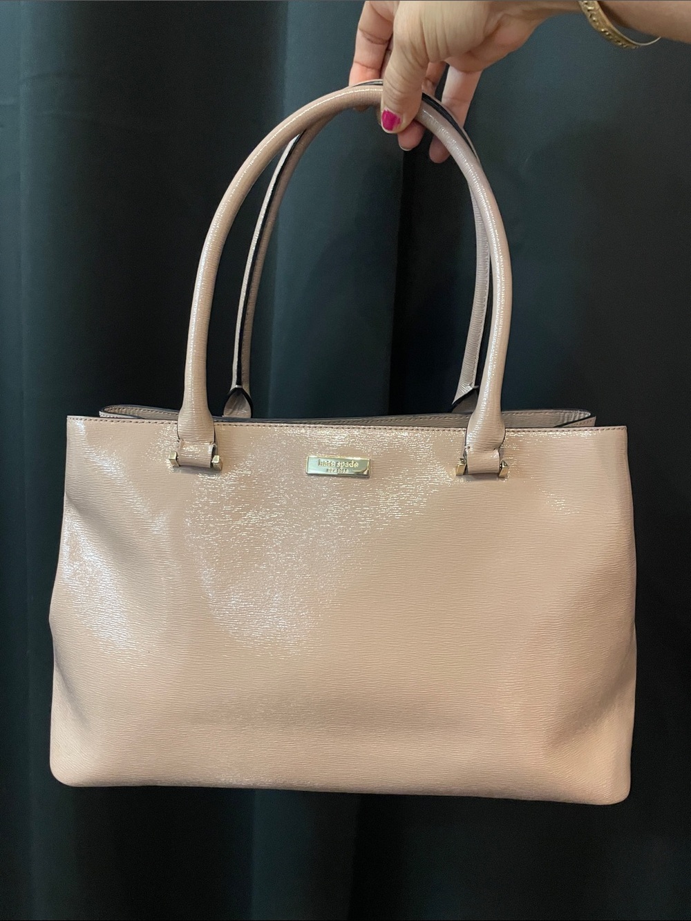 kate spade Blush Pink gloss Leather Tote with Gold Logo Plaque great condition